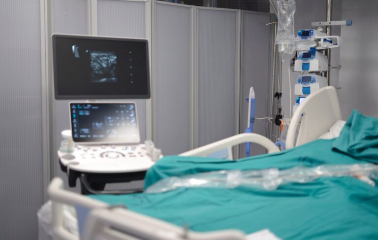 Ultrasound Helmet Shows Promise for Non-Invasive Parkinson’s Treatment