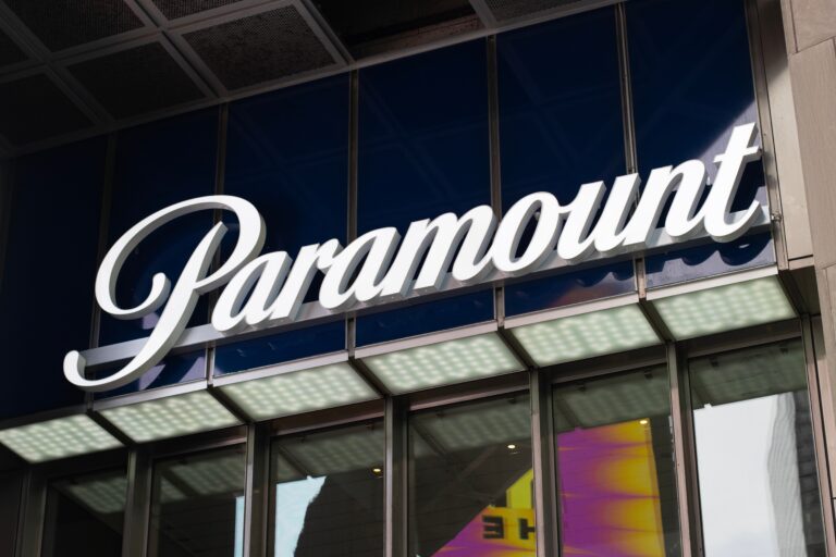 Paramount Skydance to Cut 2,000 US Jobs After $8.4bn Merger